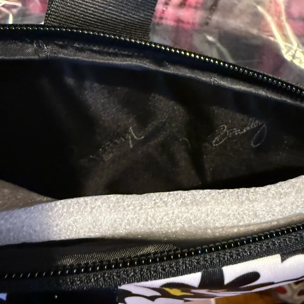 Neoprene 15” laptop case Vera Bradley new
